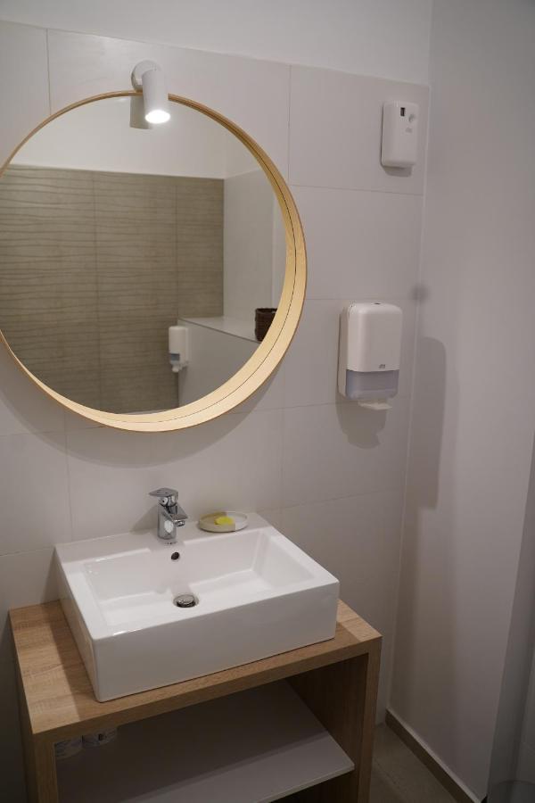 Gio Home C13 บูคาเรสต์ ภายนอก รูปภาพ
