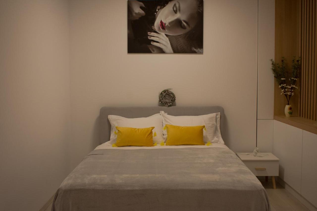 Gio Home C13 บูคาเรสต์ ภายนอก รูปภาพ