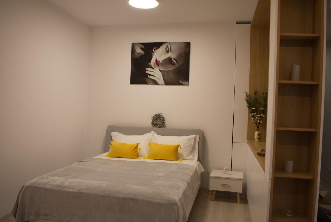 Gio Home C13 บูคาเรสต์ ภายนอก รูปภาพ